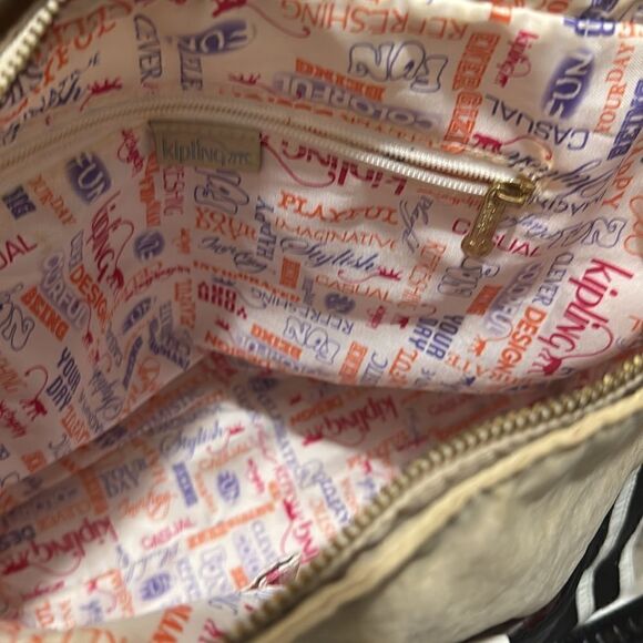 Kipling Large Tote cream black white nylon patent black handles - Picture 13 of 13